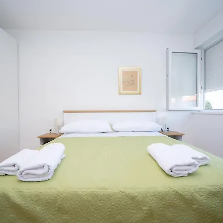 Apartament Billie With Balcony *